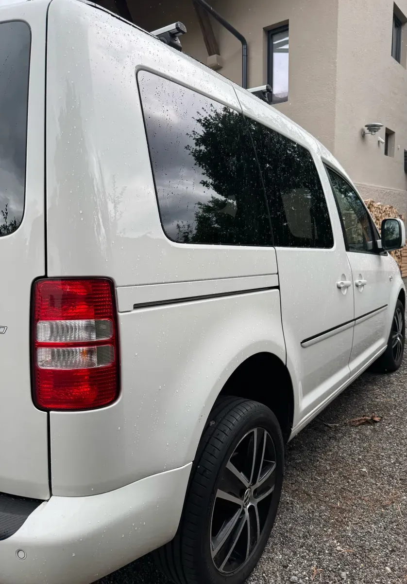 Volkswagen Caddy 2012 photo 3