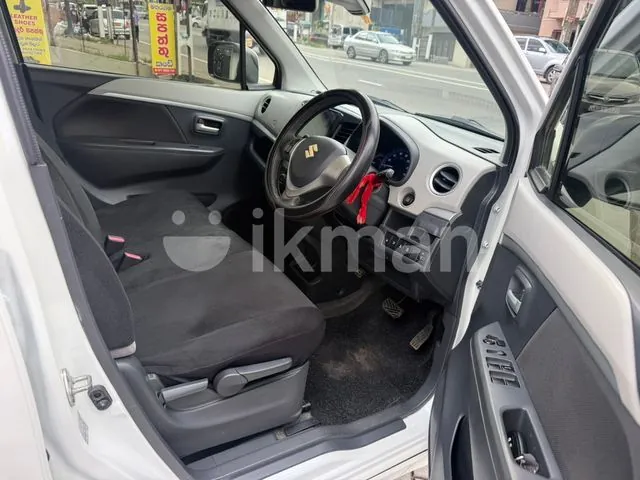 Suzuki Wagon R 2015 photo 4