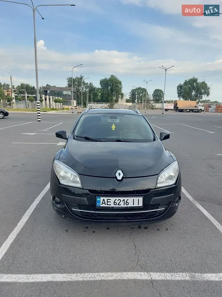 Renault Megane 2011 photo 3