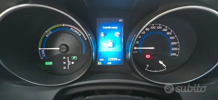 Toyota Auris 2017 photo 5