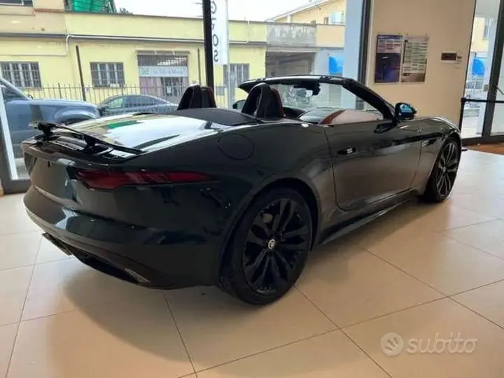 Jaguar F-Type 2026 photo 3