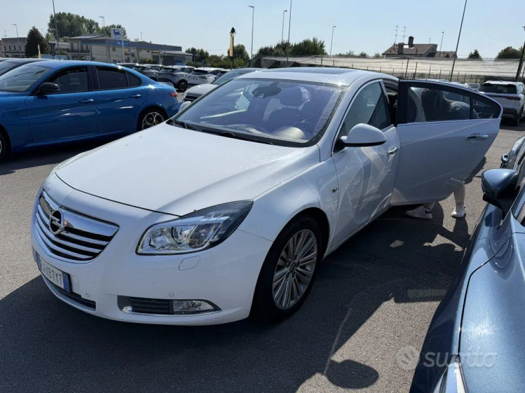 Opel Insignia 2011 photo 3