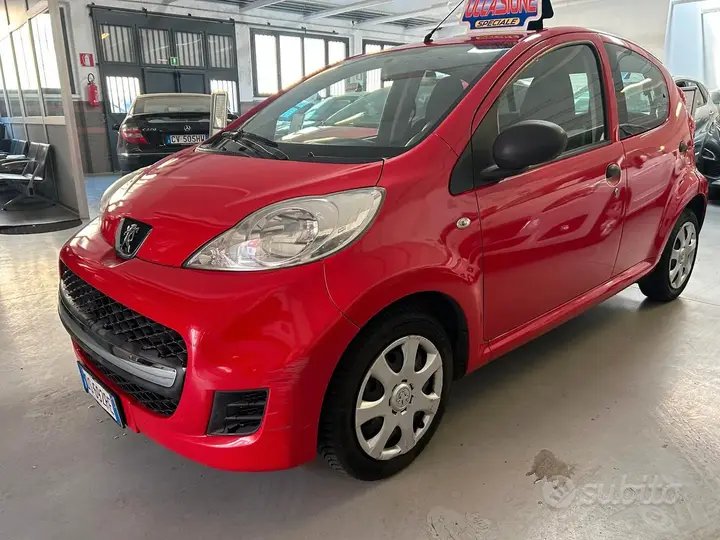 Peugeot 107 2009 photo 2