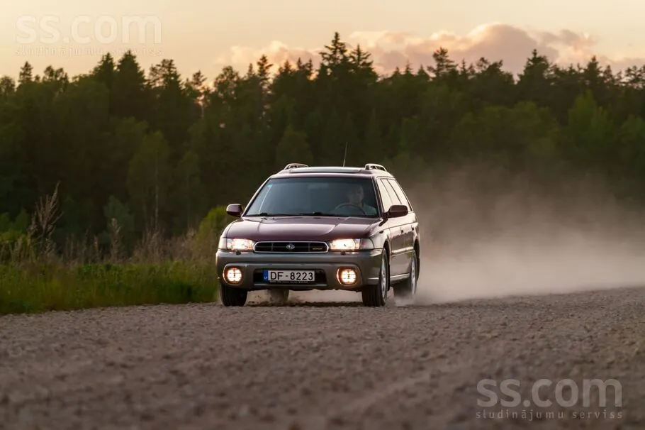 Subaru Outback 1998 photo 4