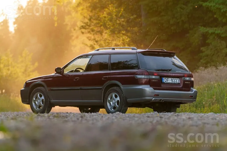 Subaru Outback 1998 photo 3
