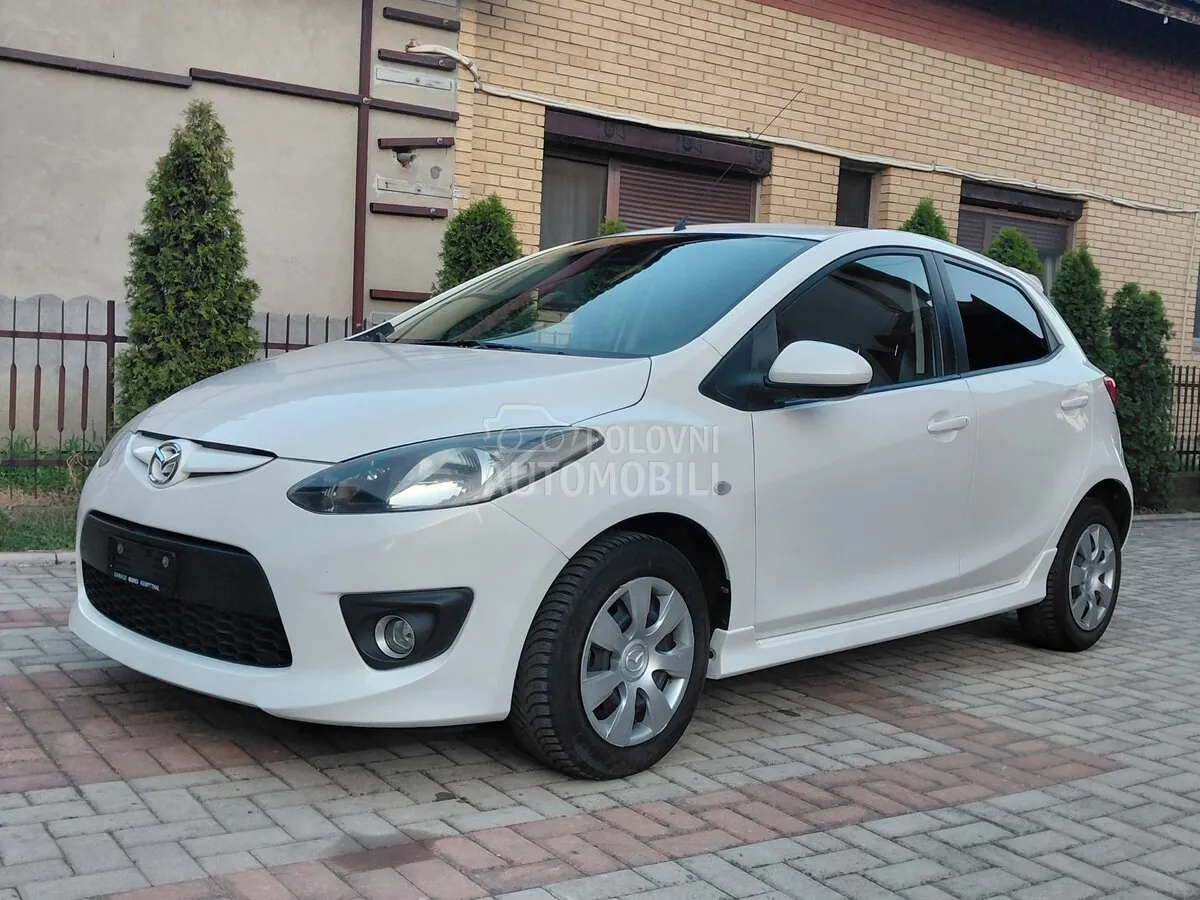 Mazda 2