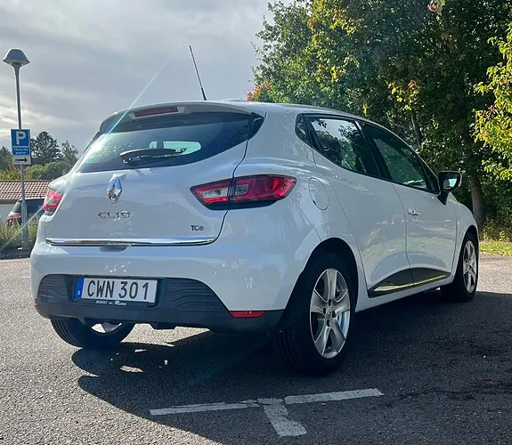 Renault Clio 2014 photo 2