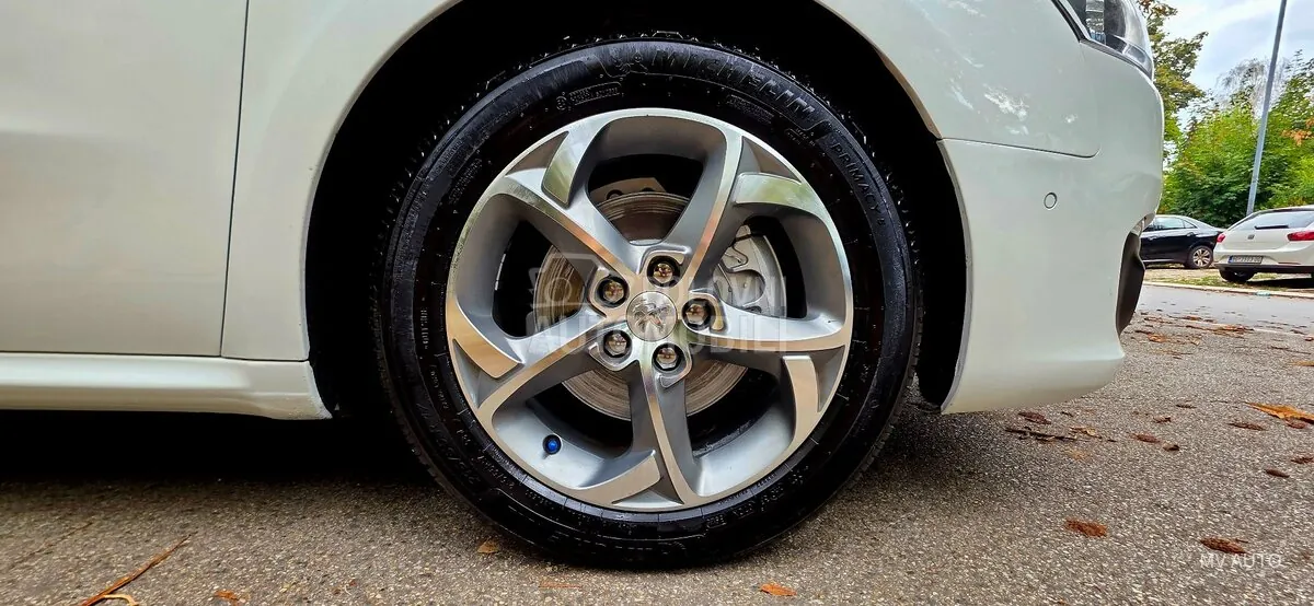 Peugeot 508 2016 photo 5