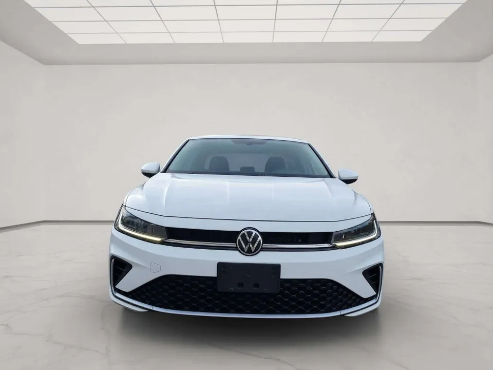 Volkswagen Jetta 2025 photo 2