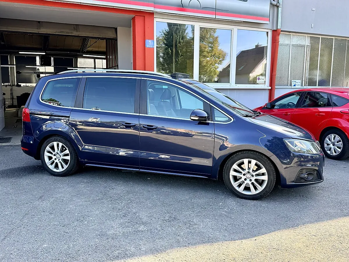 Seat Alhambra 2012 photo 3