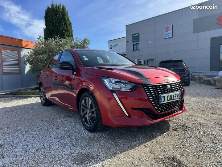 Peugeot 208 2022 photo 2