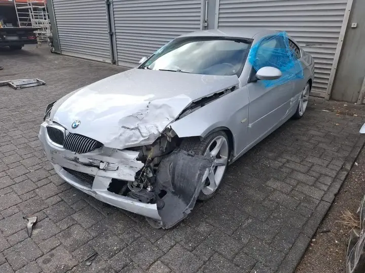 BMW 325I Coupé
