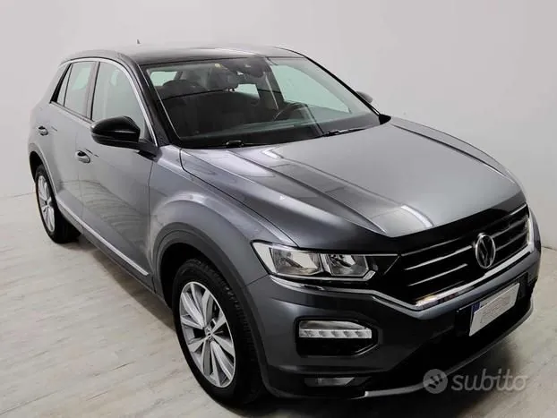 Volkswagen T-Roc 2019 photo 2