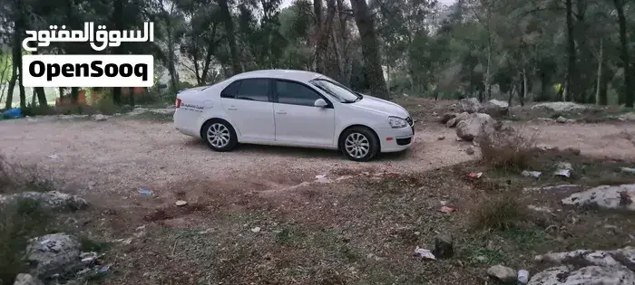 Volkswagen Jetta 2010 photo 2