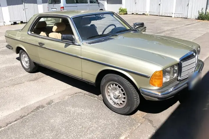Mercedes-Benz 230 Ce Coupe