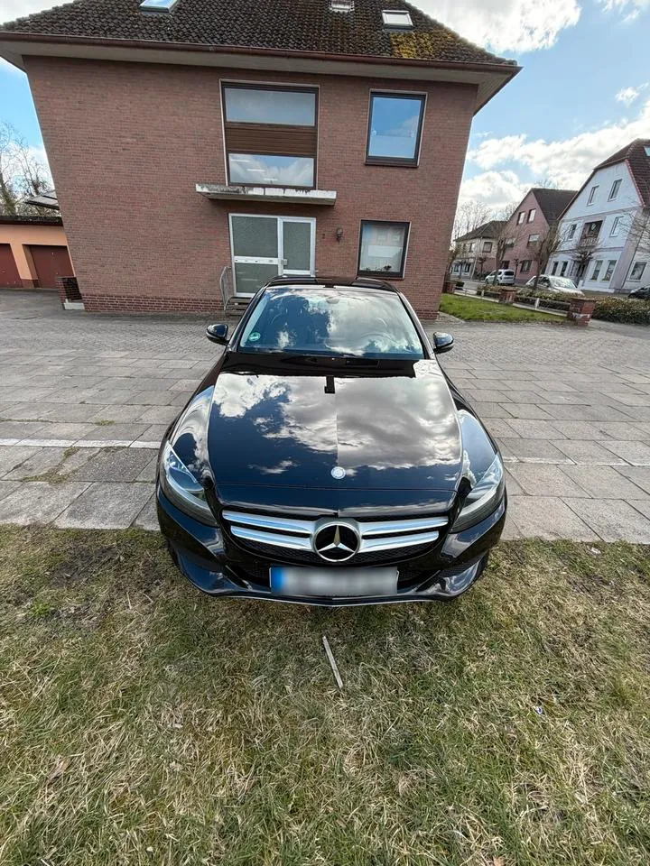Mercedes-Benz C180