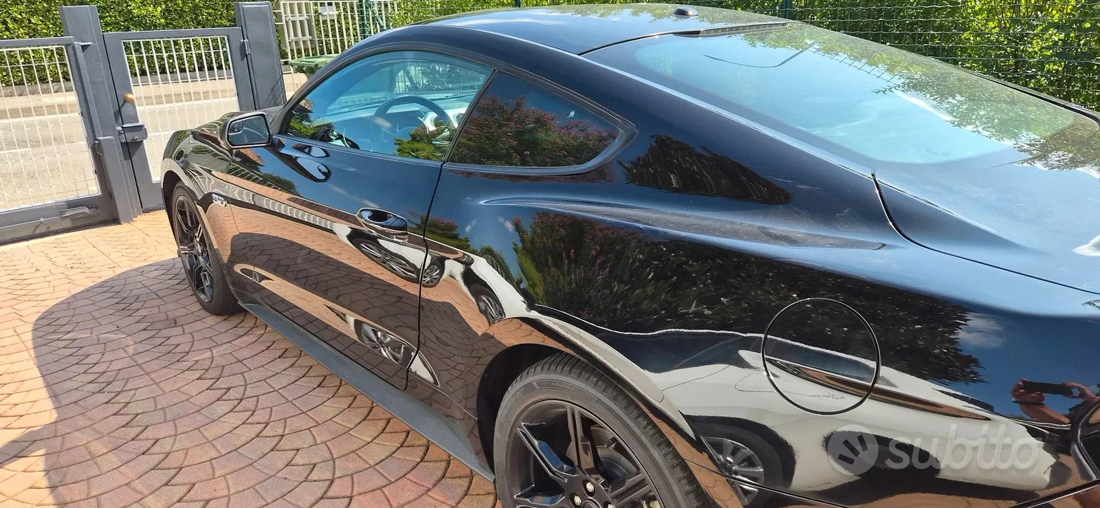 Ford Mustang 2019 photo 2