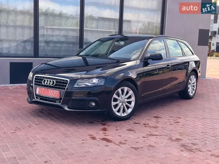 Audi A4 2011 photo 5
