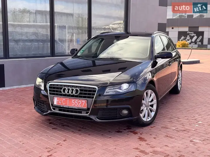 Audi A4 2011 photo 3