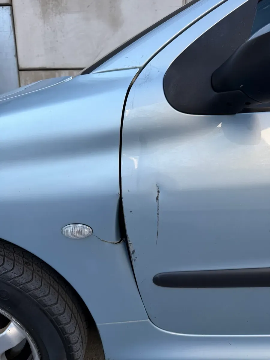 Peugeot 206 2003 photo 3