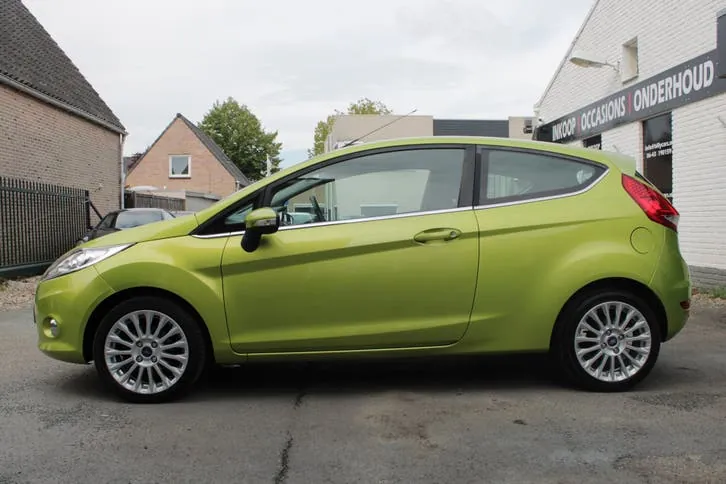 Ford Fiesta 2009 photo 3