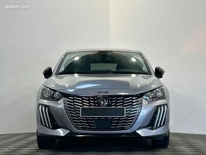 Peugeot 208 2024 photo 5