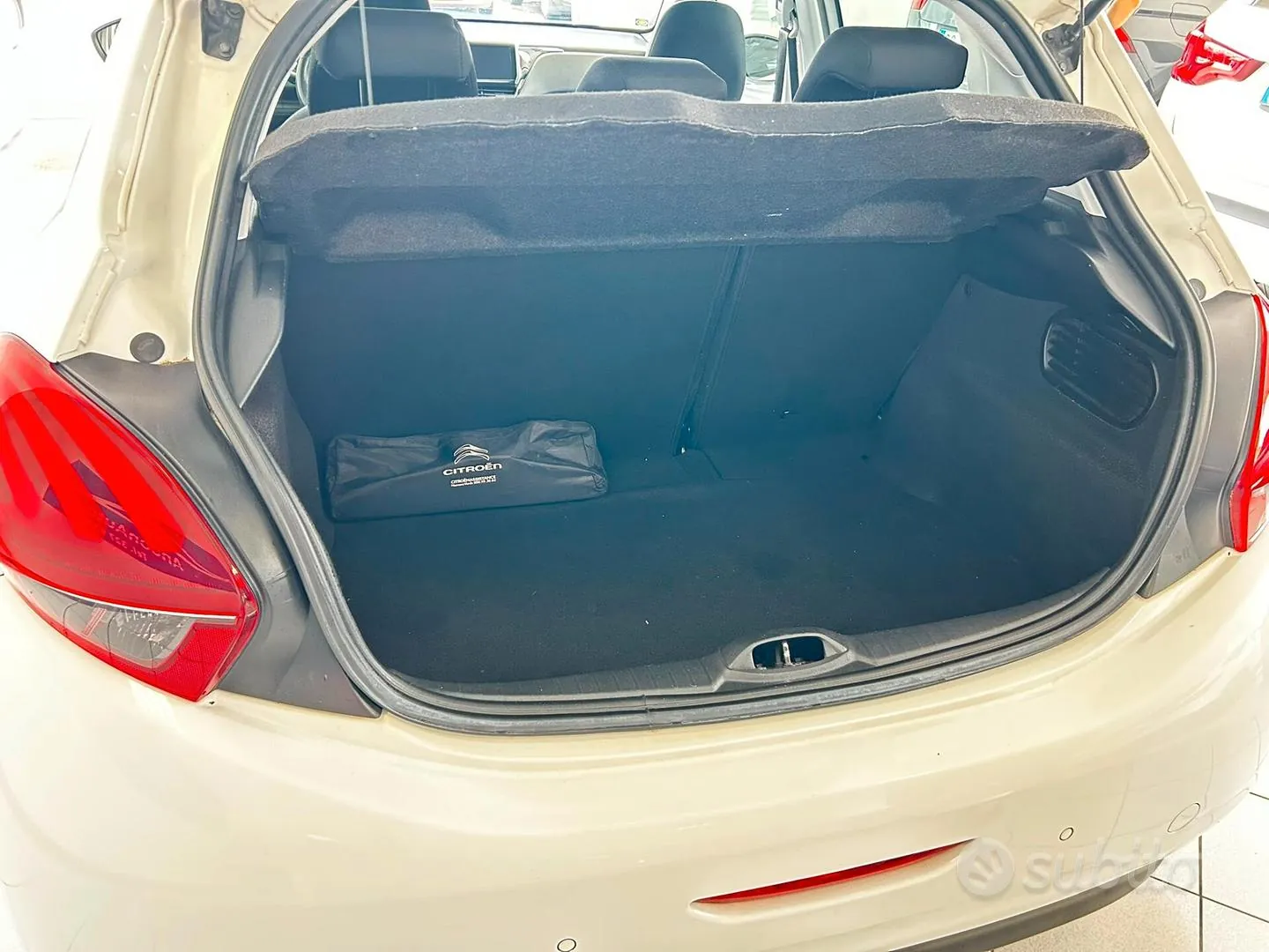 Peugeot 208 2017 photo 4