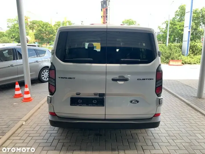 Ford Transit Custom 2026 photo 5