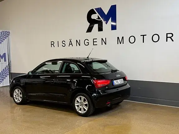 Audi A1 2011 photo 4