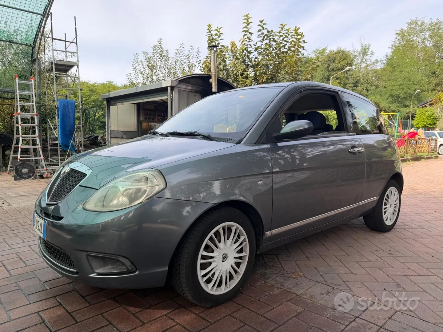 Lancia Ypsilon