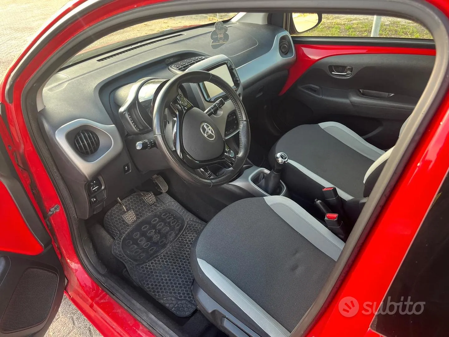 Toyota Aygo 2016 photo 2