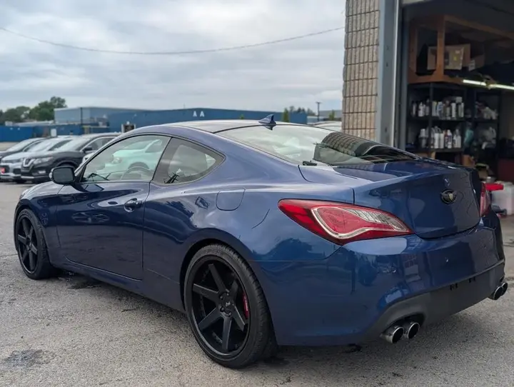 Hyundai Genesis Coupe 2015 photo 3