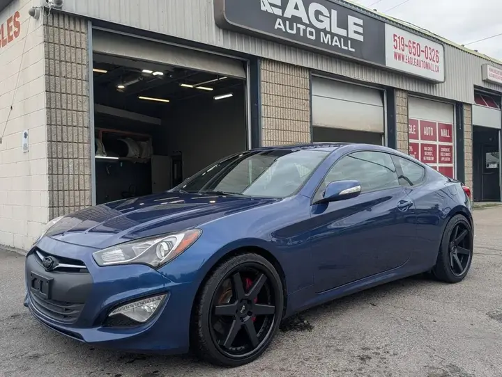 Hyundai Genesis Coupe 2015 photo 2