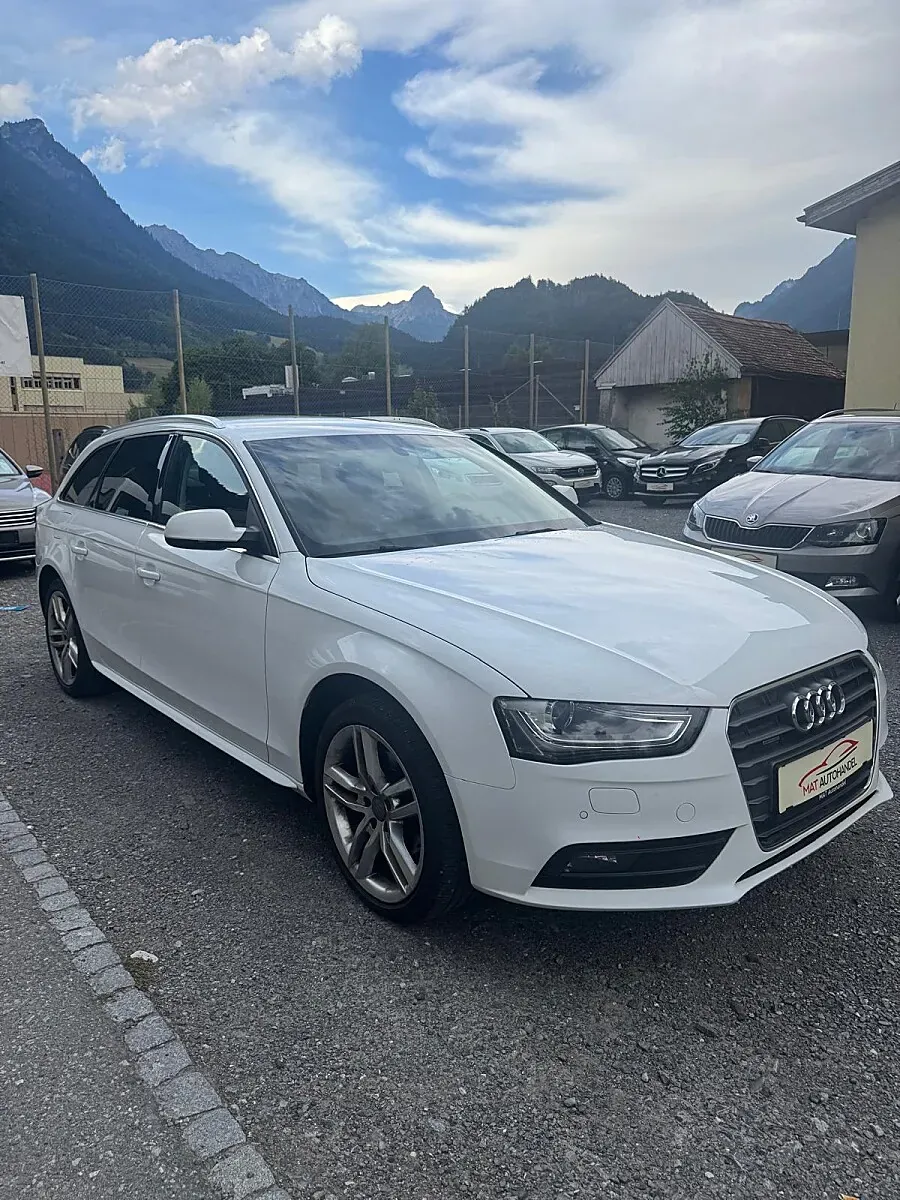 Audi A4 2013 photo 3