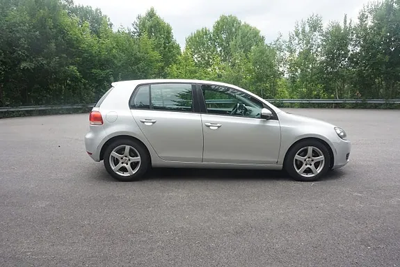 Volkswagen Golf Vi 2010 photo 3