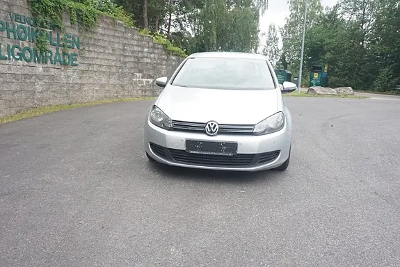Volkswagen Golf Vi 2010 photo 2