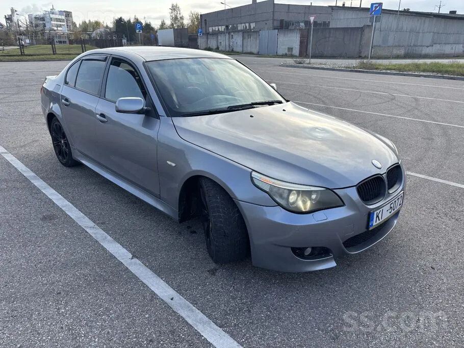 BMW 530D 2005 photo 2