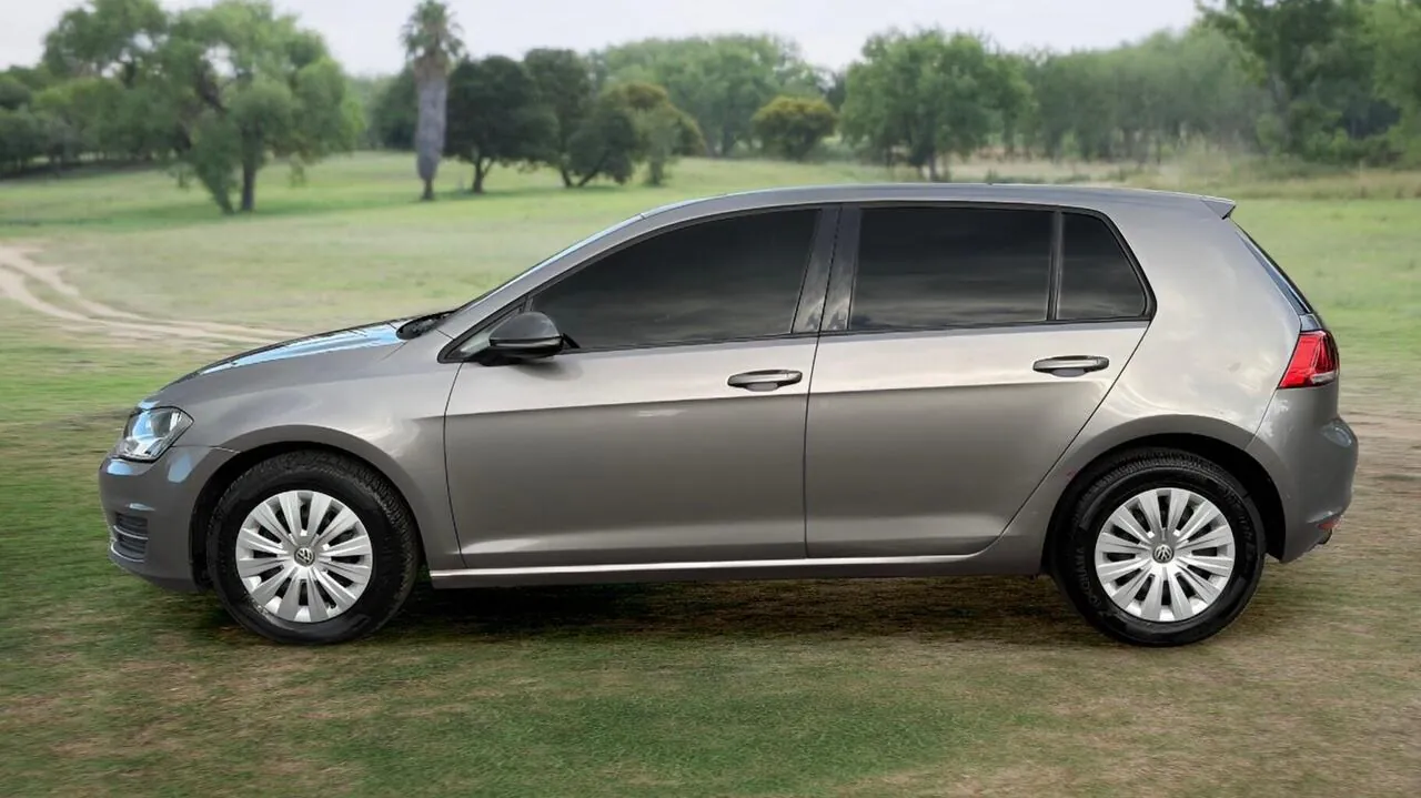 Volkswagen Golf 2013 photo 4
