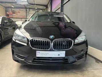 BMW 218 I 2018 photo 2
