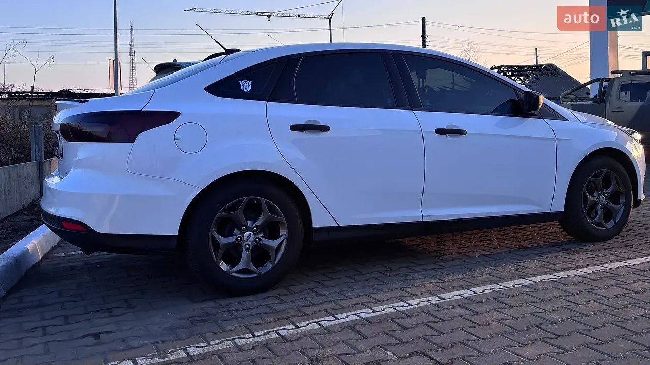 Ford Focus 2016 photo 3