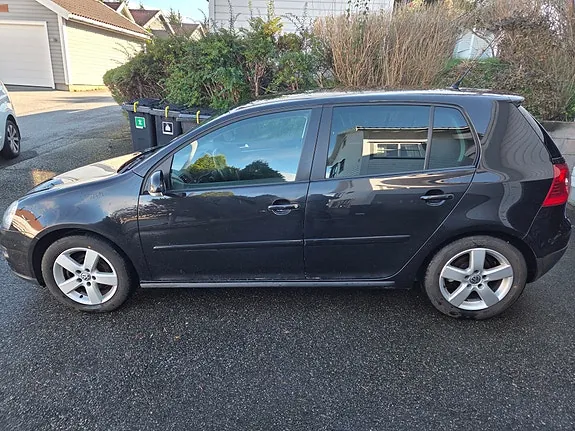 Volkswagen Golf Vi 2009 photo 2