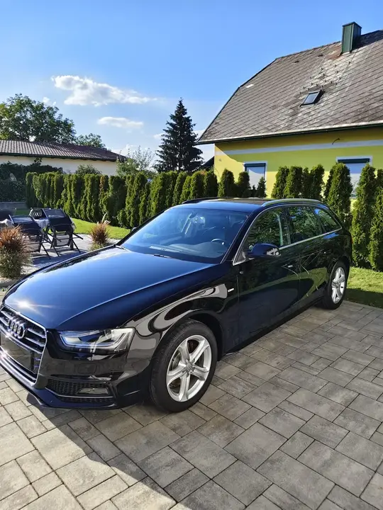 Audi A4 2015 photo 2