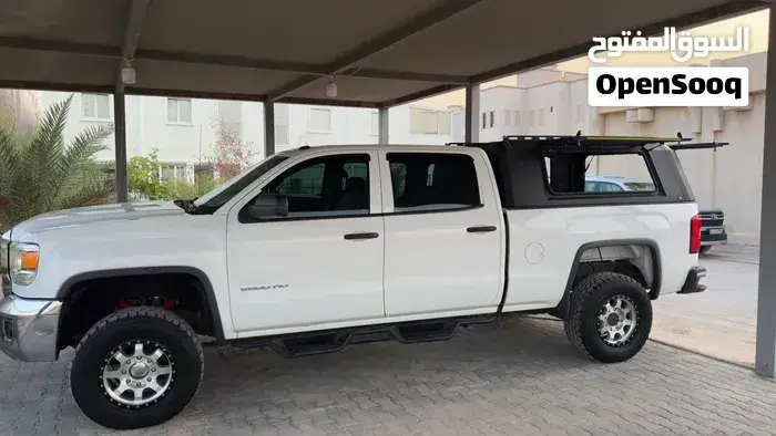 GMC Sierra 2015 photo 2