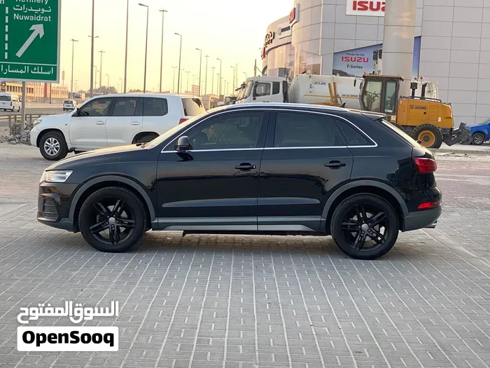 Audi Q3 2016 photo 4