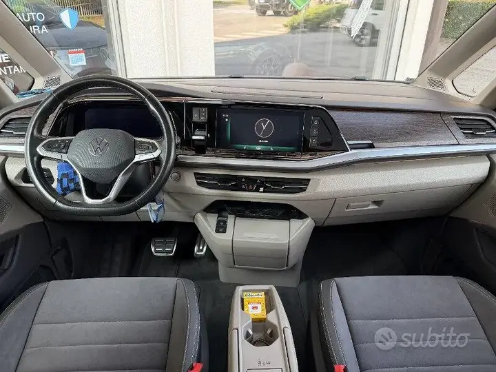 Volkswagen Multivan 2025 photo 5