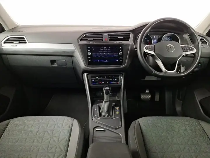 Volkswagen Tiguan 2022 photo 3