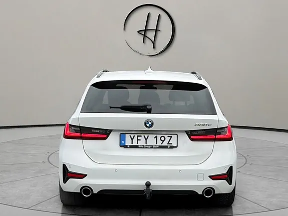 BMW 330E 2022 photo 4