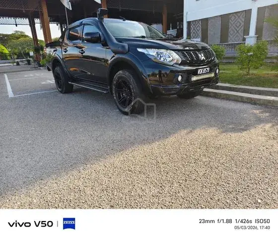Mitsubishi Triton