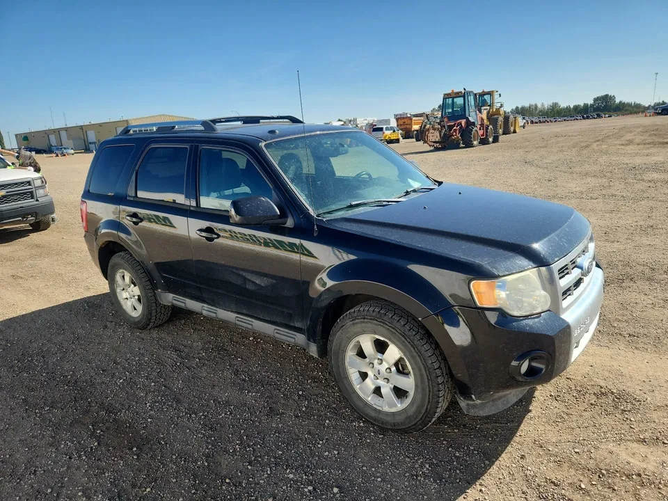 Ford Escape 2012 photo 2