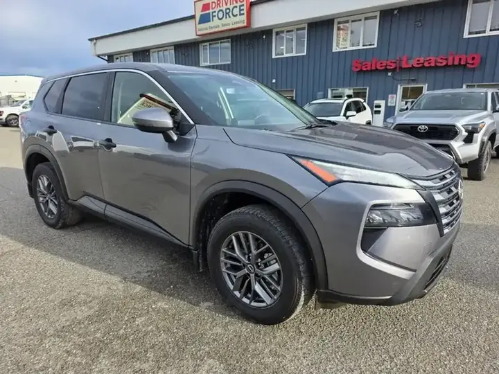 Nissan Rogue 2025 photo 3